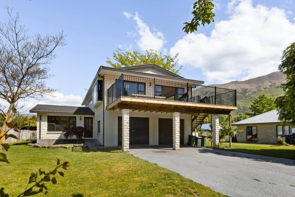 Peakview Lodge Wanaka Bagian luar foto